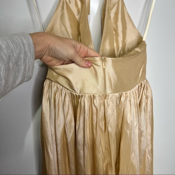 NWT Fame and Partners Plunge Neck Serpent Halter Maxi Dress in Champagne Nude - Picture 8 of 12